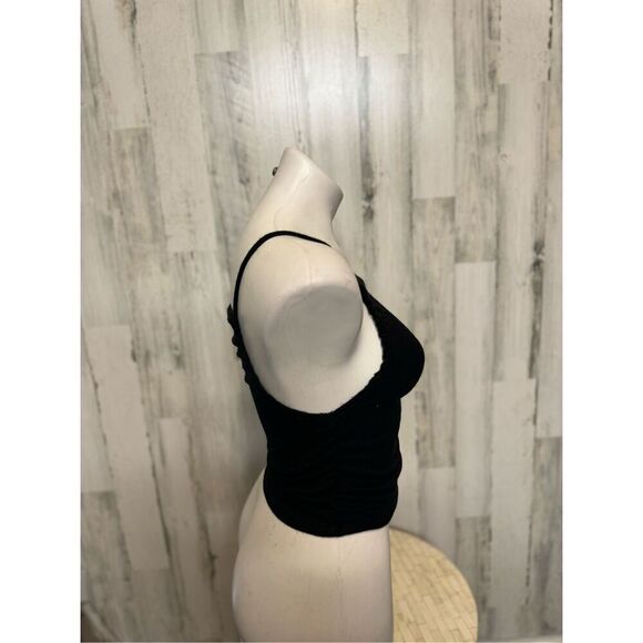 Black tank top - Picture 3 of 6